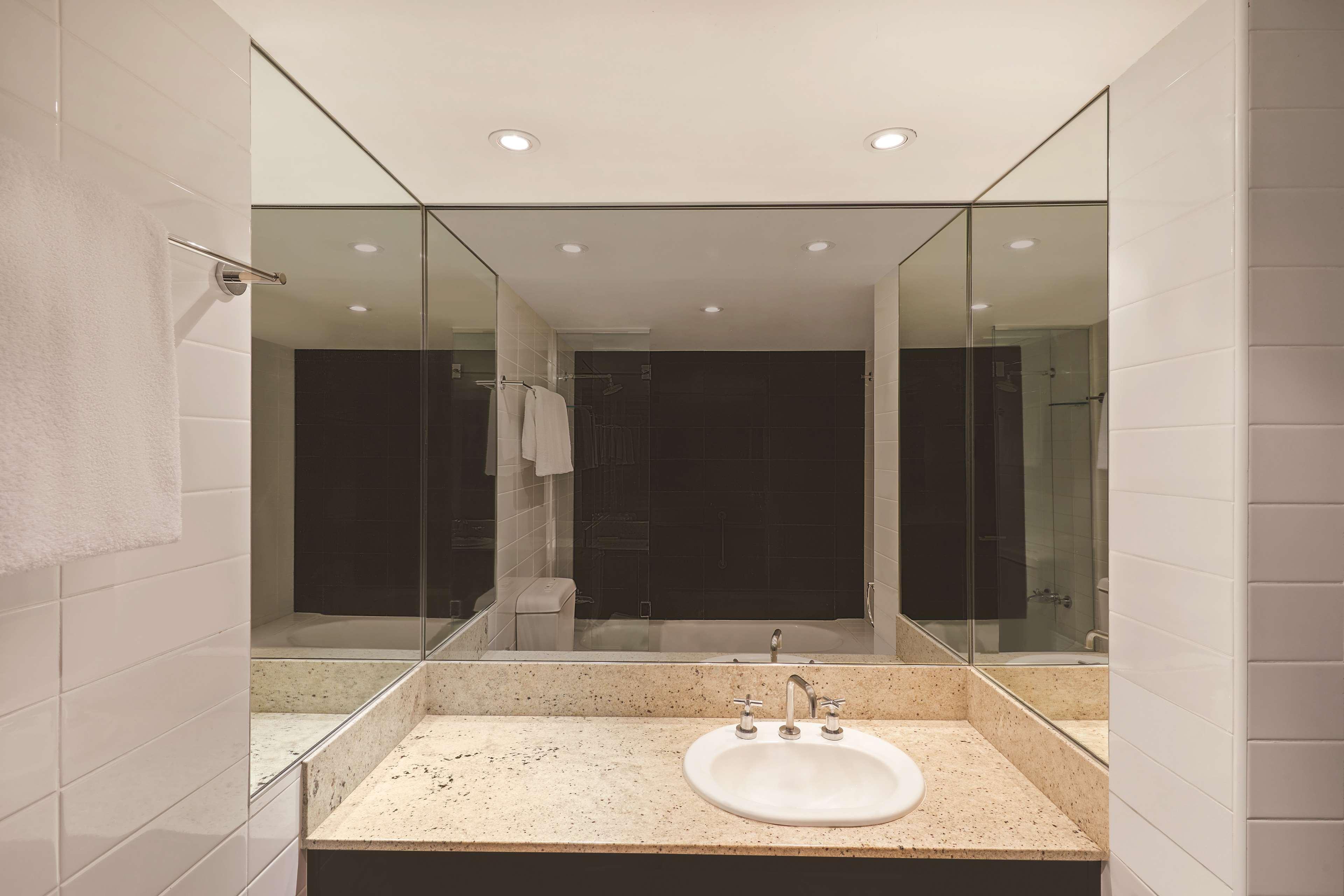 Adina Apartment Hotel Sydney Surry Hills Værelse billede