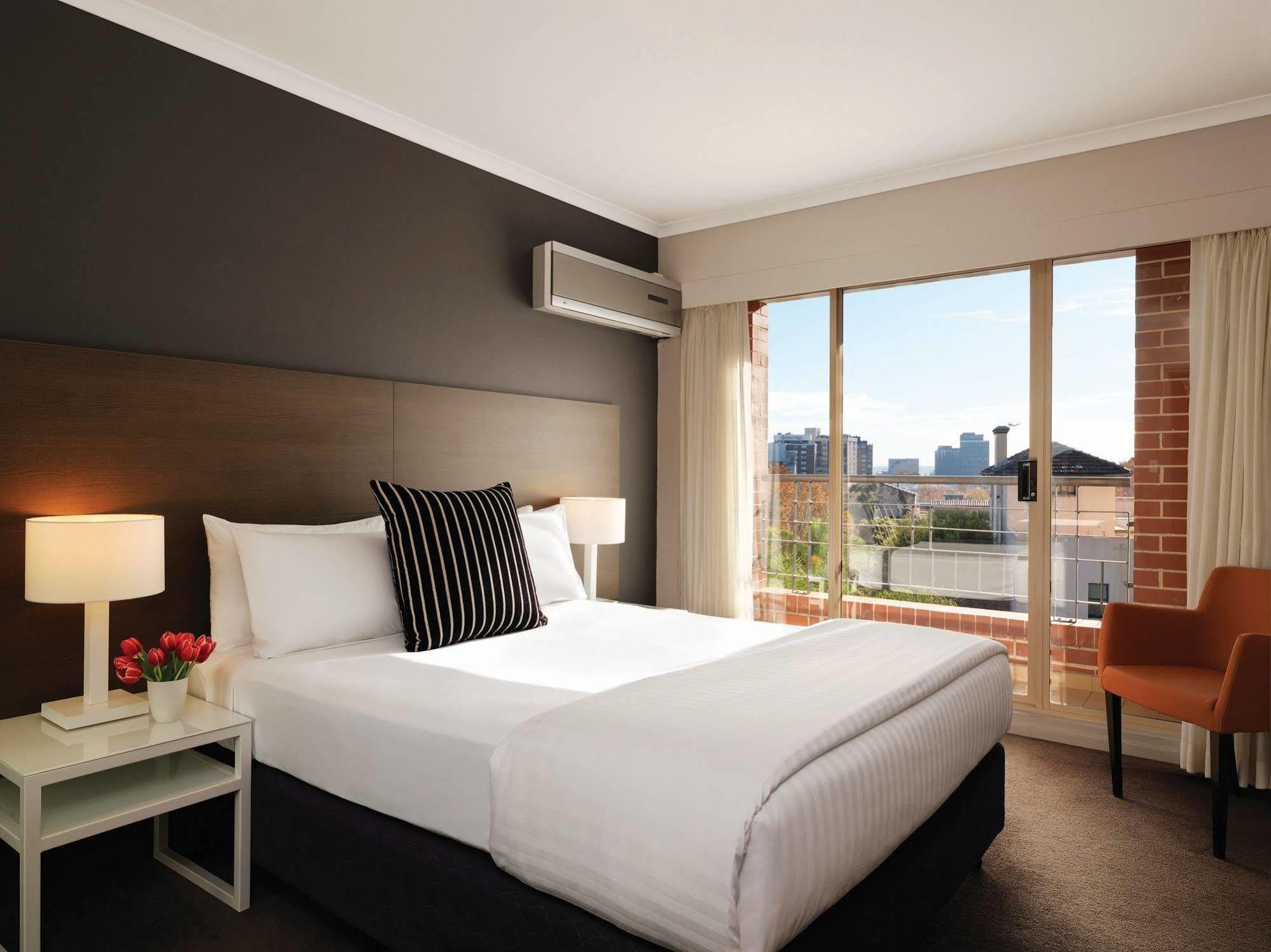 Adina Apartment Hotel Sydney Surry Hills Eksteriør billede